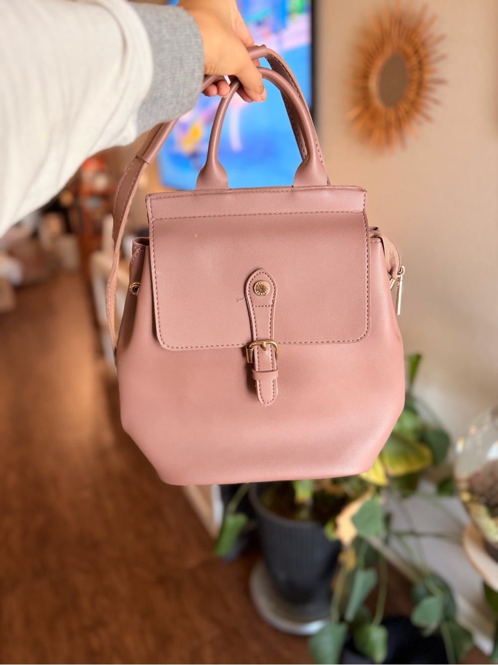 Lino Perros Dusty Mauve Faux Leather 2 in 1 convertible crossbody & backpack